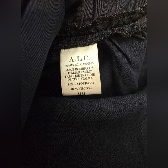 A.L.C.NEW A.L.C Blouse Jamie Midnight Blue Asymmetrical Long Sleev size 00 - Picture 11 of 12